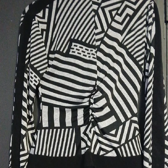 Joseph Ribkoff Monochrome Striped Jacket - Picture 3 of 4